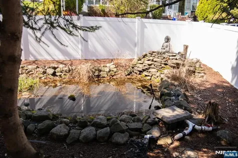 46 Garden Place Edgewater NJ 07020