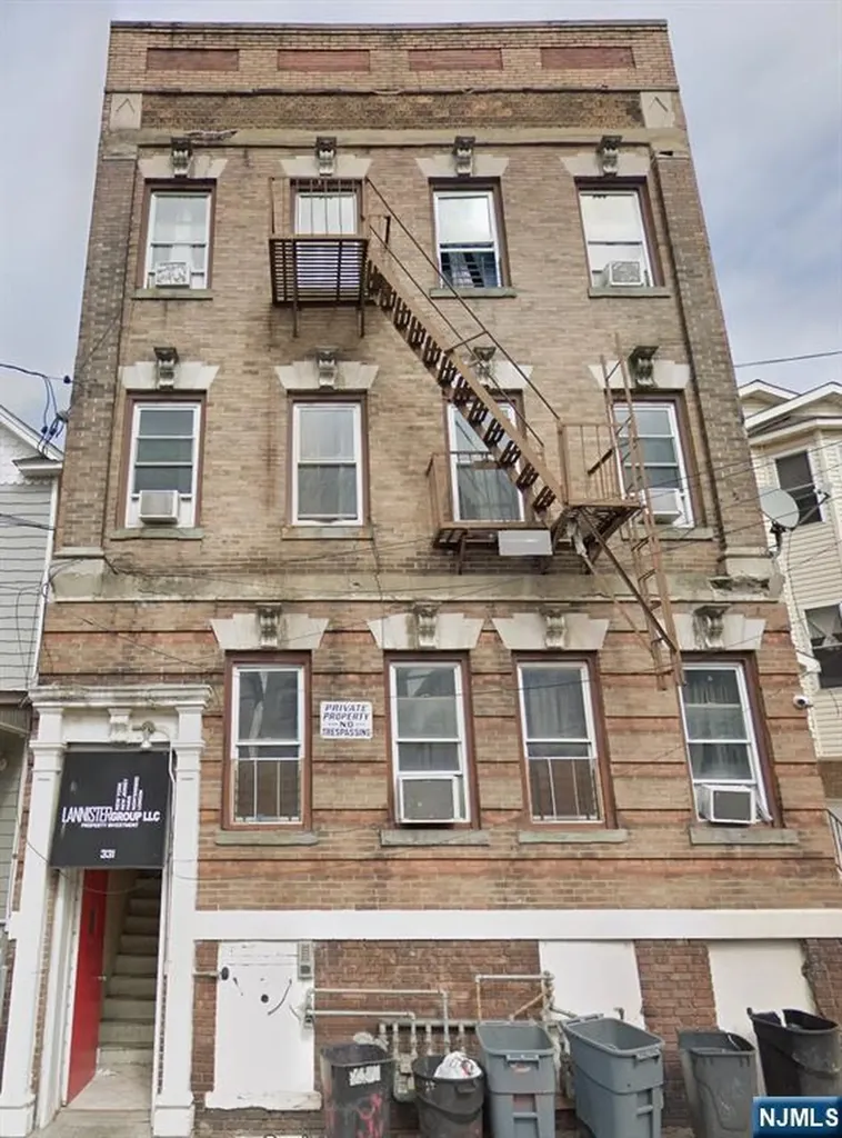 331 Magnolia Avenue Elizabeth NJ 07206
