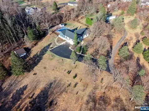 2 Rossi Drive Clinton Twp NJ 08809