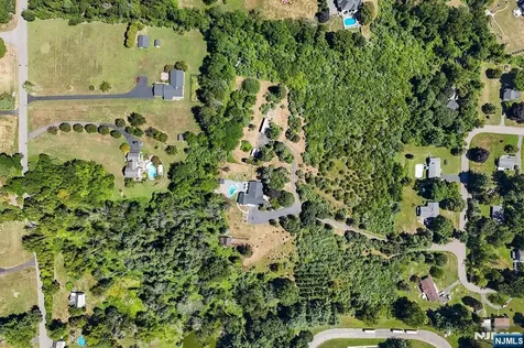 2 Rossi Drive Clinton Twp NJ 08809