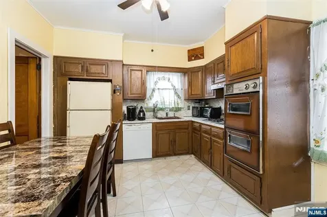 150 Boyle Avenue Totowa NJ 07512