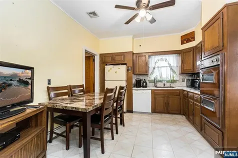 150 Boyle Avenue Totowa NJ 07512