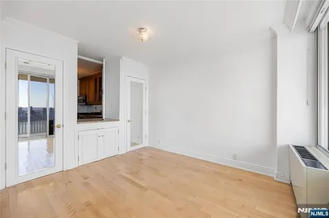 1530 Palisade Avenue Fort Lee NJ 07024