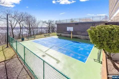 1530 Palisade Avenue Fort Lee NJ 07024