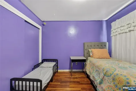 241 Halsted Street East Orange NJ 07018