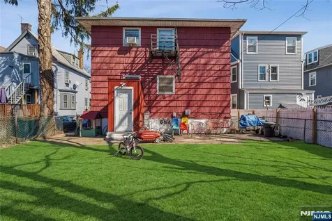 241 Halsted Street East Orange NJ 07018