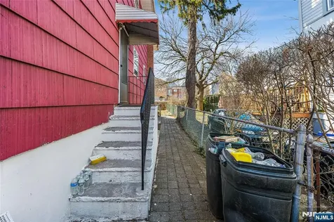 241 Halsted Street East Orange NJ 07018