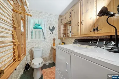 156 Cedar Avenue Hackensack NJ 07601