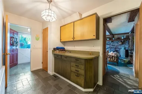 156 Cedar Avenue Hackensack NJ 07601