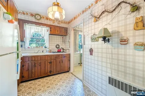 156 Cedar Avenue Hackensack NJ 07601