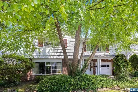 156 Cedar Avenue Hackensack NJ 07601