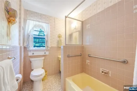 156 Cedar Avenue Hackensack NJ 07601