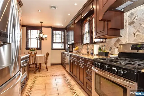 519 Saint Pauls Avenue Cliffside Park NJ 07010
