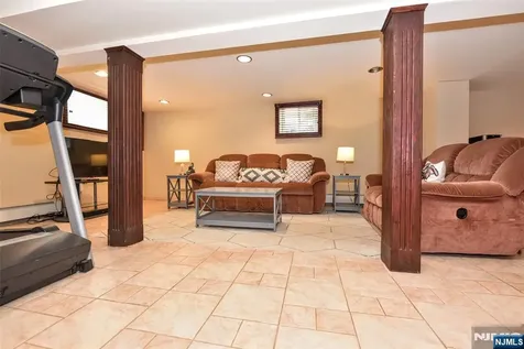 519 Saint Pauls Avenue Cliffside Park NJ 07010