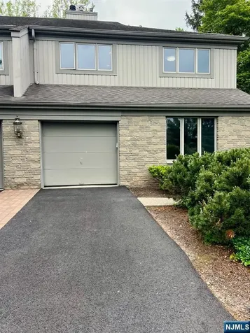 610 Glasmere Road Mahwah NJ 07430