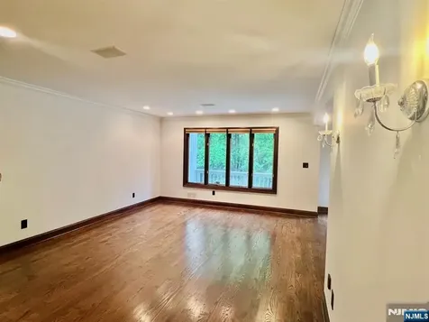 610 Glasmere Road Mahwah NJ 07430