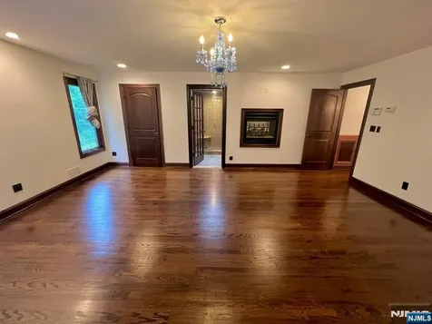 610 Glasmere Road Mahwah NJ 07430