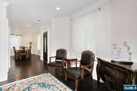 27 West Street Closter NJ 07624