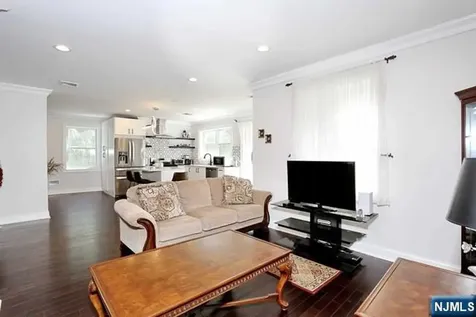 27 West Street Closter NJ 07624