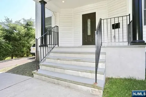 27 West Street Closter NJ 07624
