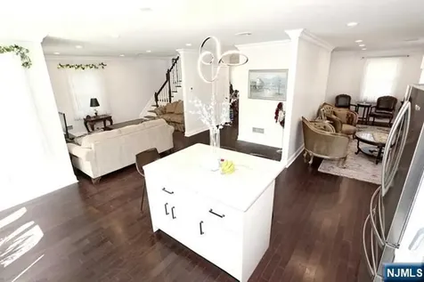27 West Street Closter NJ 07624