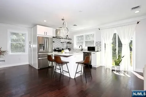 27 West Street Closter NJ 07624