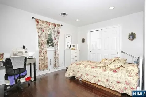 27 West Street Closter NJ 07624