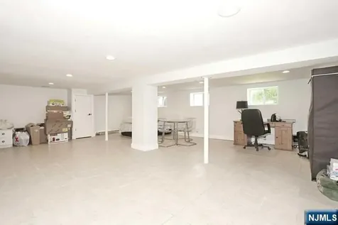 27 West Street Closter NJ 07624