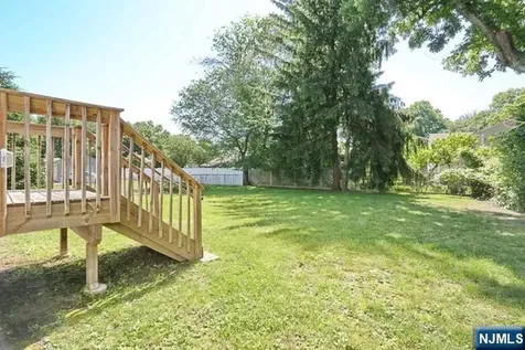 27 West Street Closter NJ 07624
