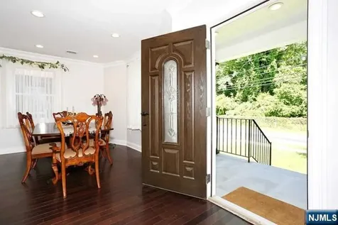 27 West Street Closter NJ 07624