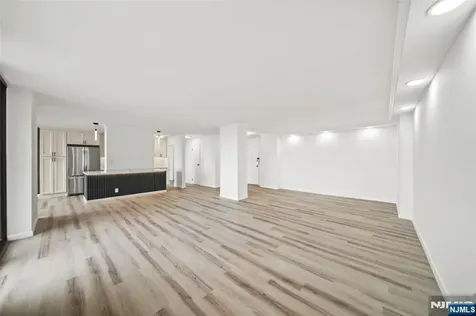 300 Winston Drive Cliffside Park NJ 07010