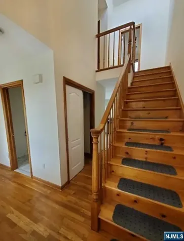 180 Myrtle Avenue Fort Lee NJ 07024