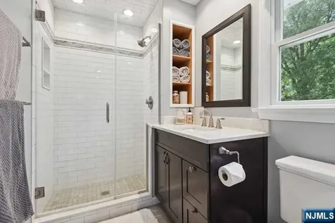 204 Deerfield Lane Franklin Lakes NJ 07417