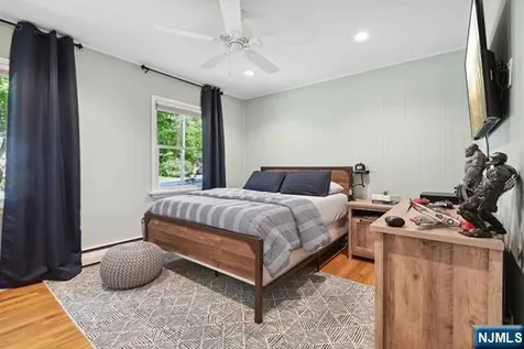 204 Deerfield Lane Franklin Lakes NJ 07417