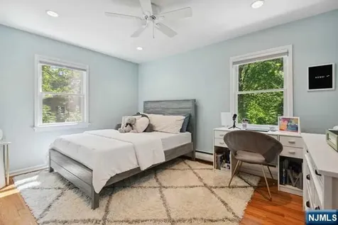 204 Deerfield Lane Franklin Lakes NJ 07417
