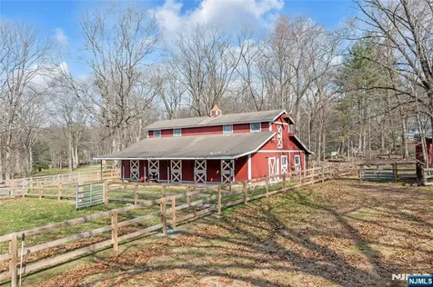 98 E Saddle River Road Saddle River NJ 07458