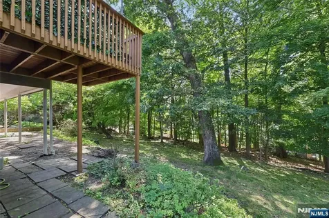 192 Stonehurst Drive Tenafly NJ 07670