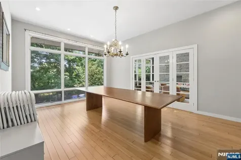 192 Stonehurst Drive Tenafly NJ 07670