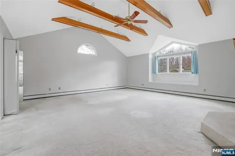 31 Collins Avenue Closter NJ 07624