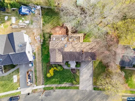 31 Collins Avenue Closter NJ 07624
