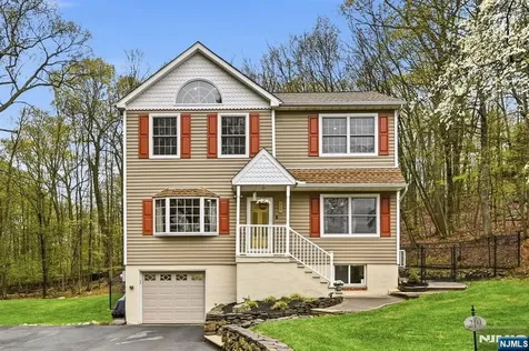 219 Snake Den Road Wanaque NJ 07465