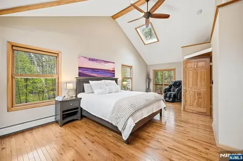 219 Snake Den Road Wanaque NJ 07465