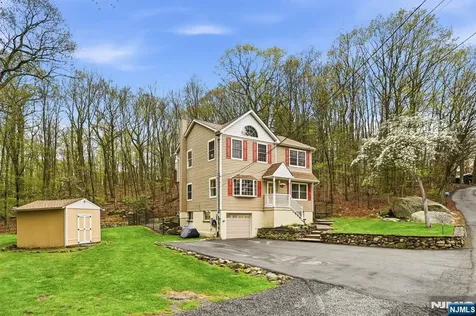 219 Snake Den Road Wanaque NJ 07465