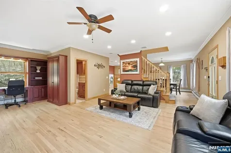 219 Snake Den Road Wanaque NJ 07465