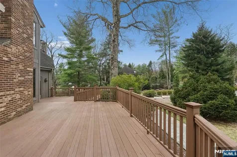 9 Toboggan Ridge Road Saddle River NJ 07458