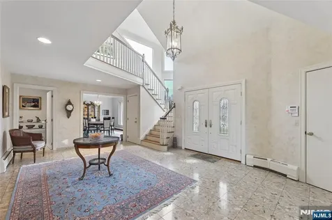 9 Toboggan Ridge Road Saddle River NJ 07458