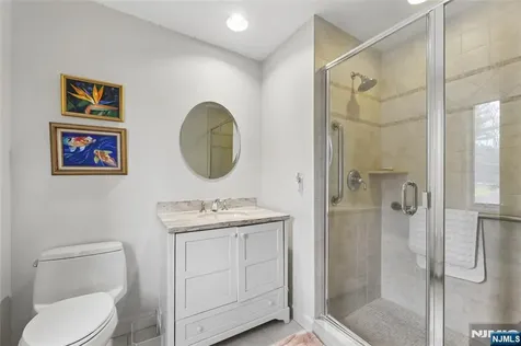 9 Toboggan Ridge Road Saddle River NJ 07458