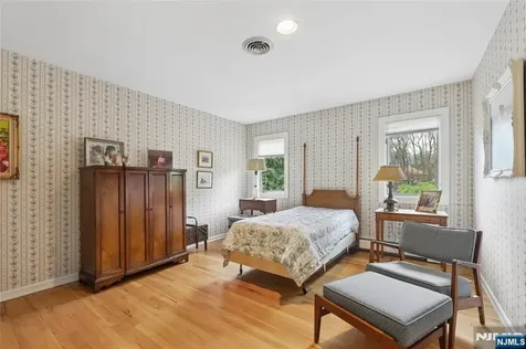 9 Toboggan Ridge Road Saddle River NJ 07458