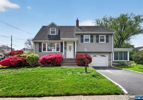 53 Patricia Place Clifton NJ 07012