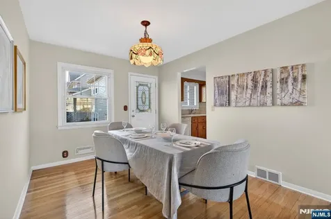 53 Patricia Place Clifton NJ 07012